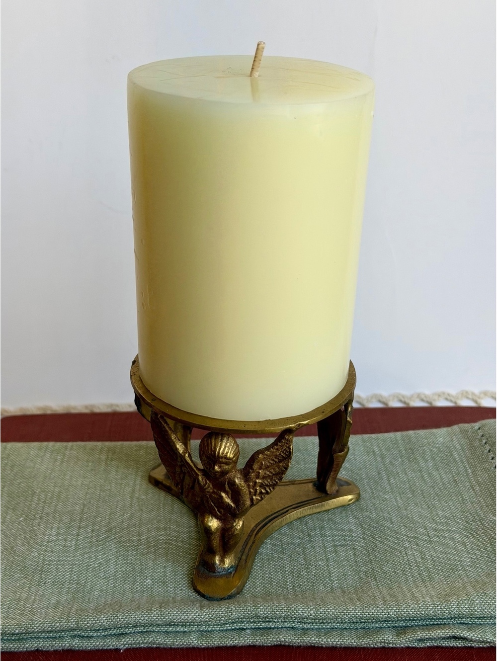 Vintage Brass Cherub Angel Pillar Candle Holder Tripod Stand 3 Angels Patina